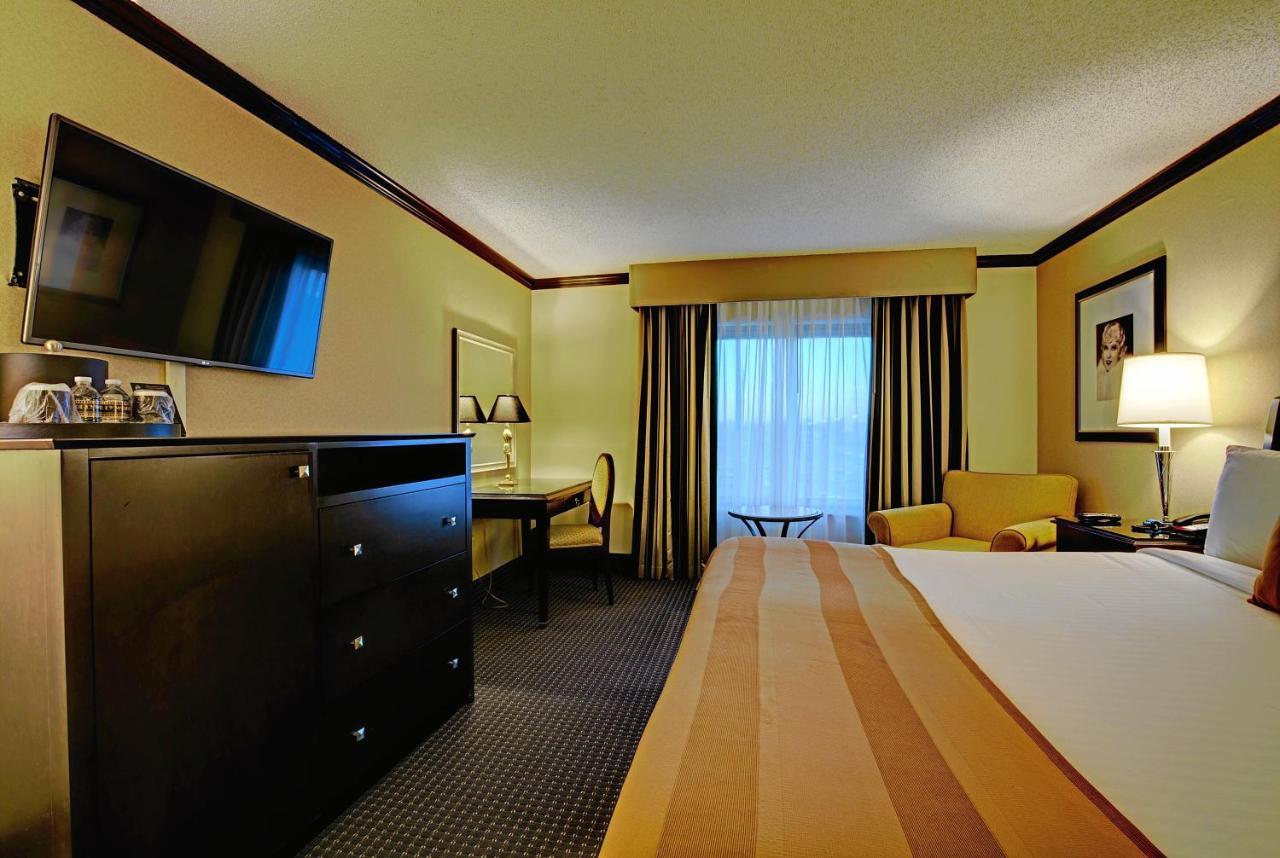 Resort Hollywood Casino Tunica 3*